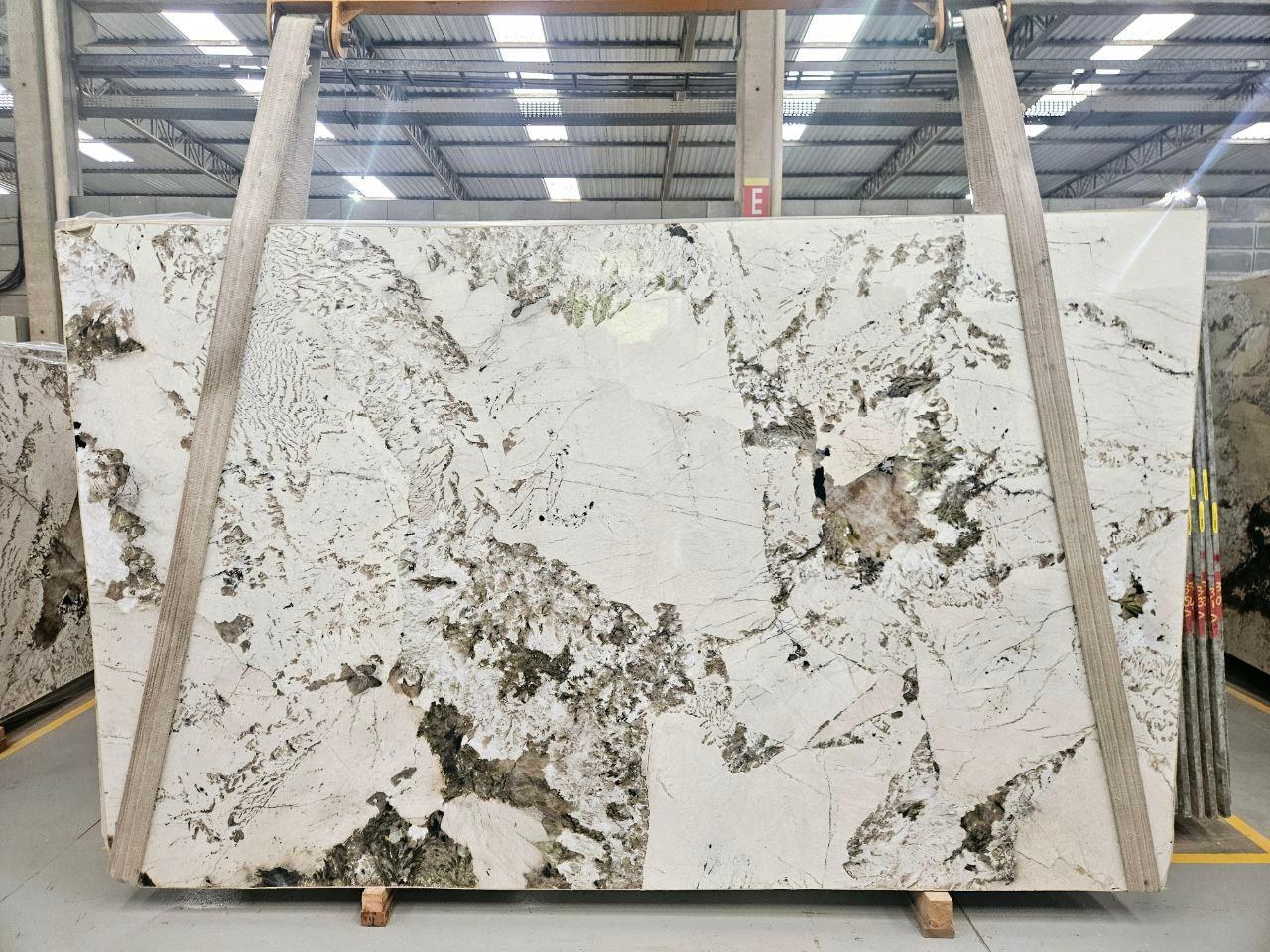 Alpinus Granite