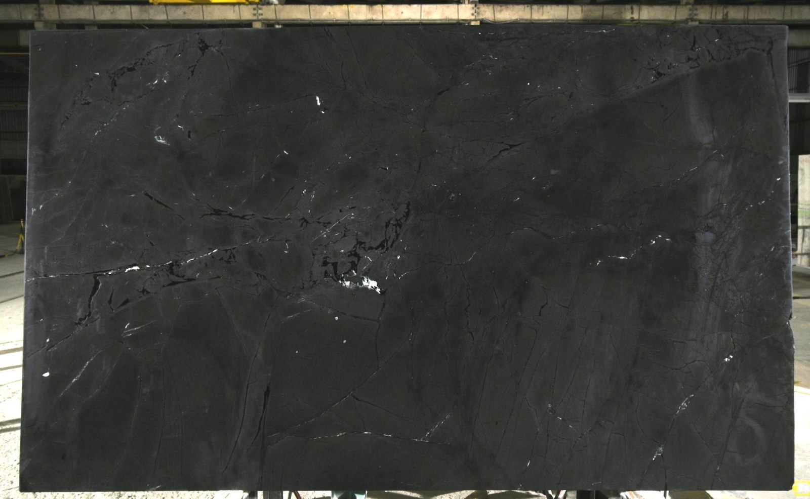 Diamond Black Quartzite